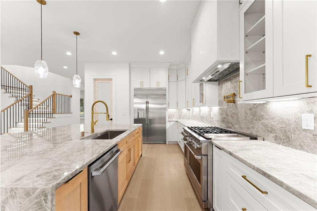 1682 Mineral Springs Road