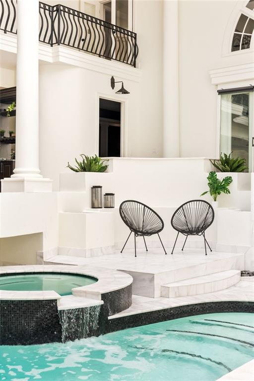 3511 Roxboro Road NE