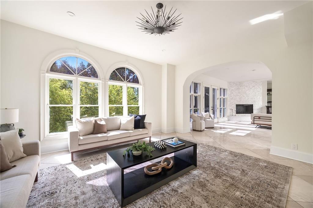 3511 Roxboro Road NE