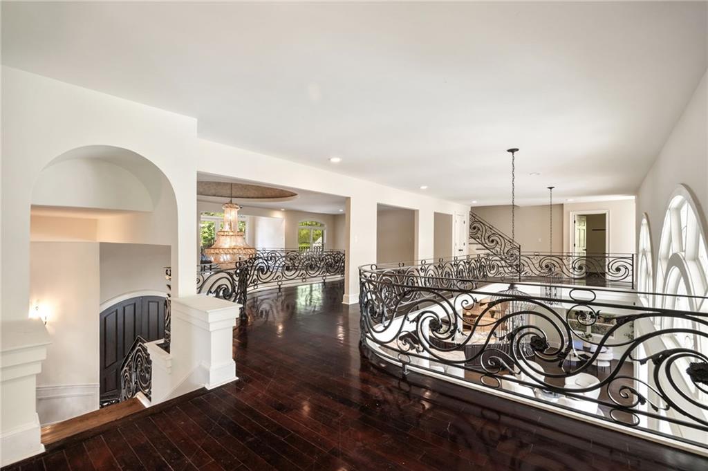 3511 Roxboro Road NE