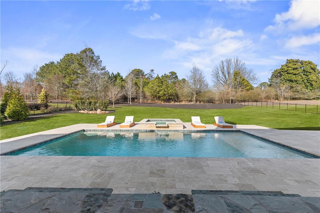 10190 Cedar Ridge Drive