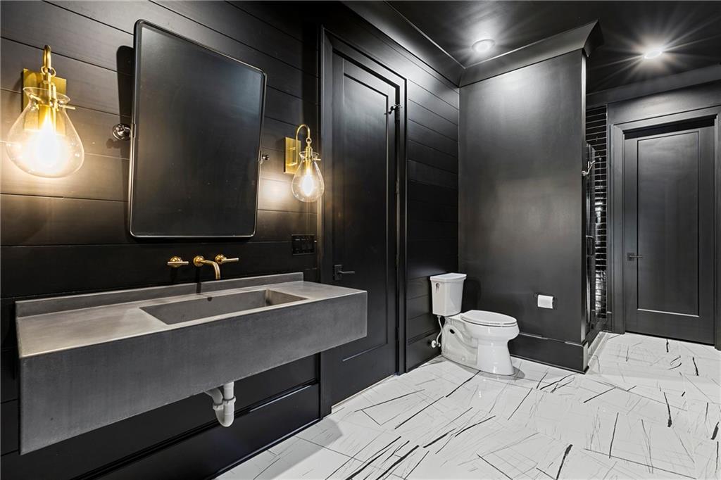 10190 Cedar Ridge Drive