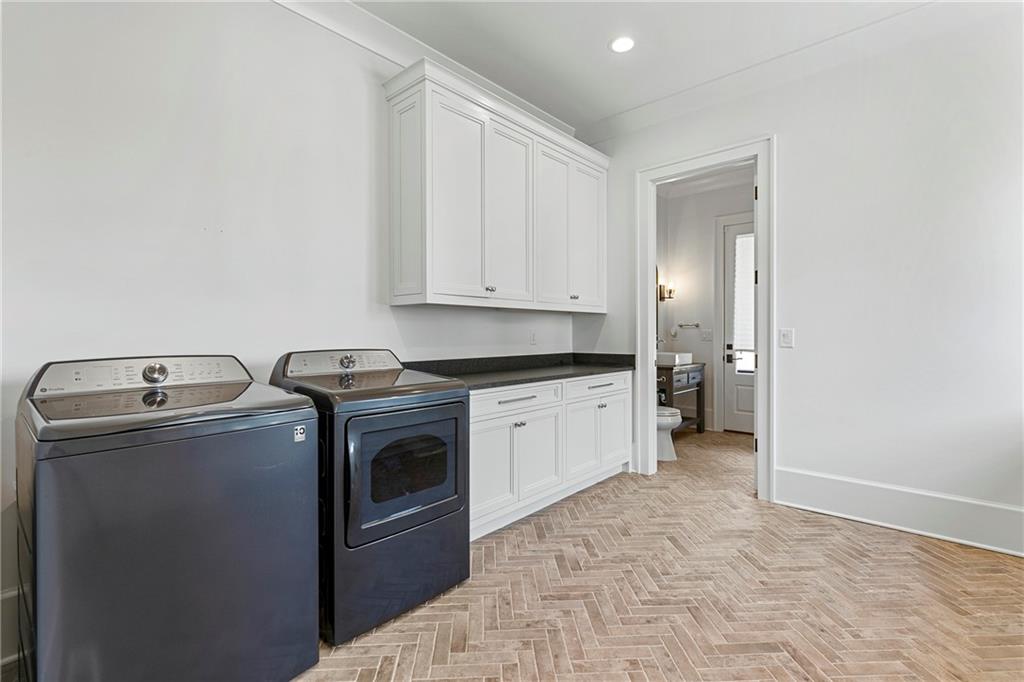 10190 Cedar Ridge Drive