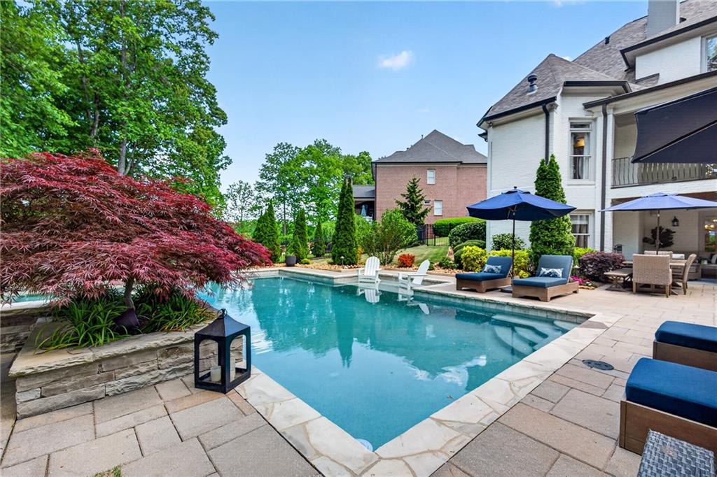 1998 Regalview Landing
