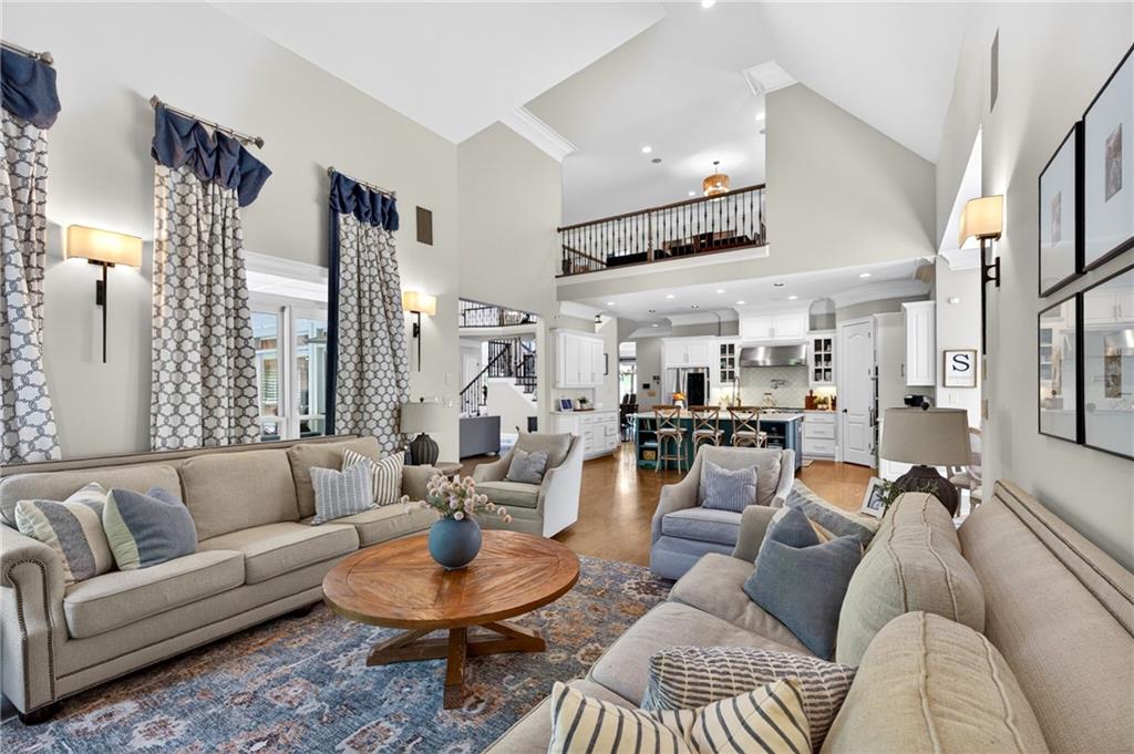 1998 Regalview Landing