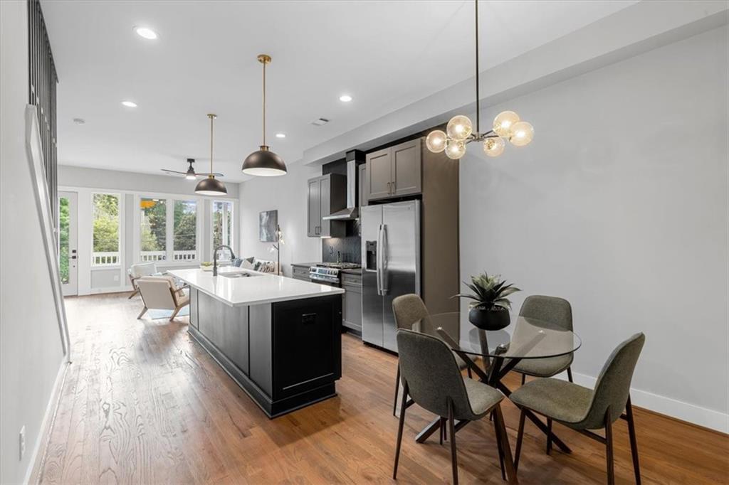 458 Connally Street SE