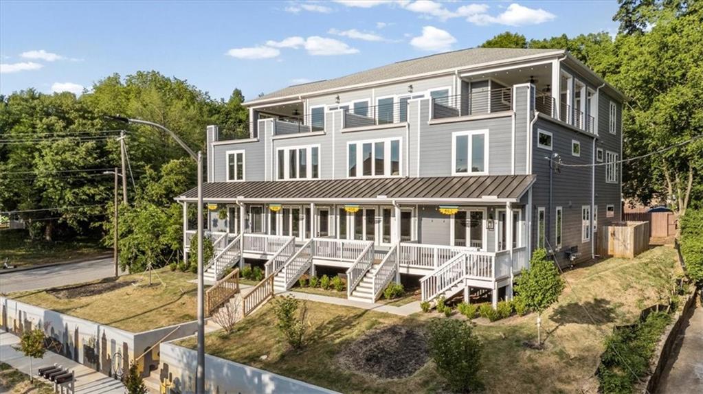 458 Connally Street SE