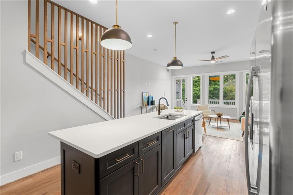 458 Connally Street SE