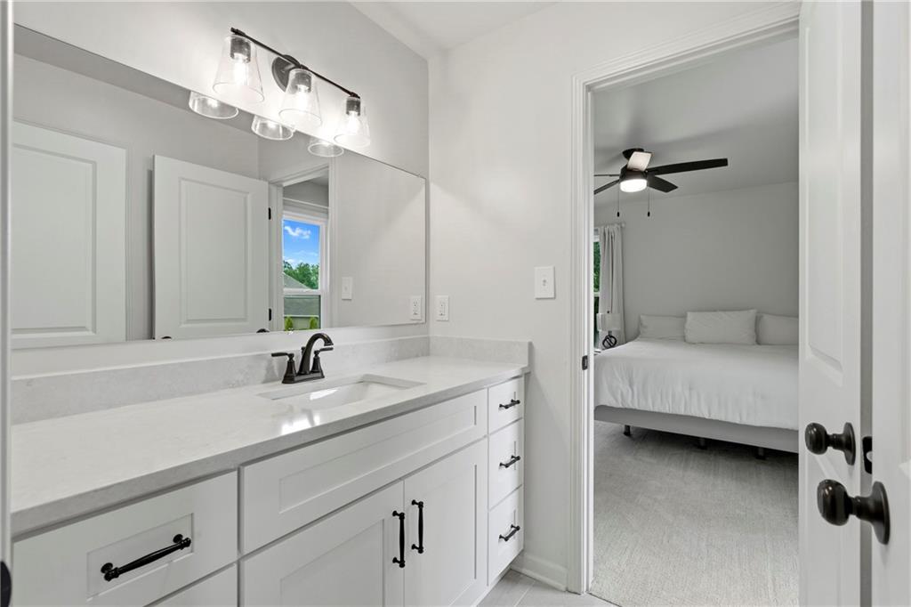 4221 Willow Oak Drive