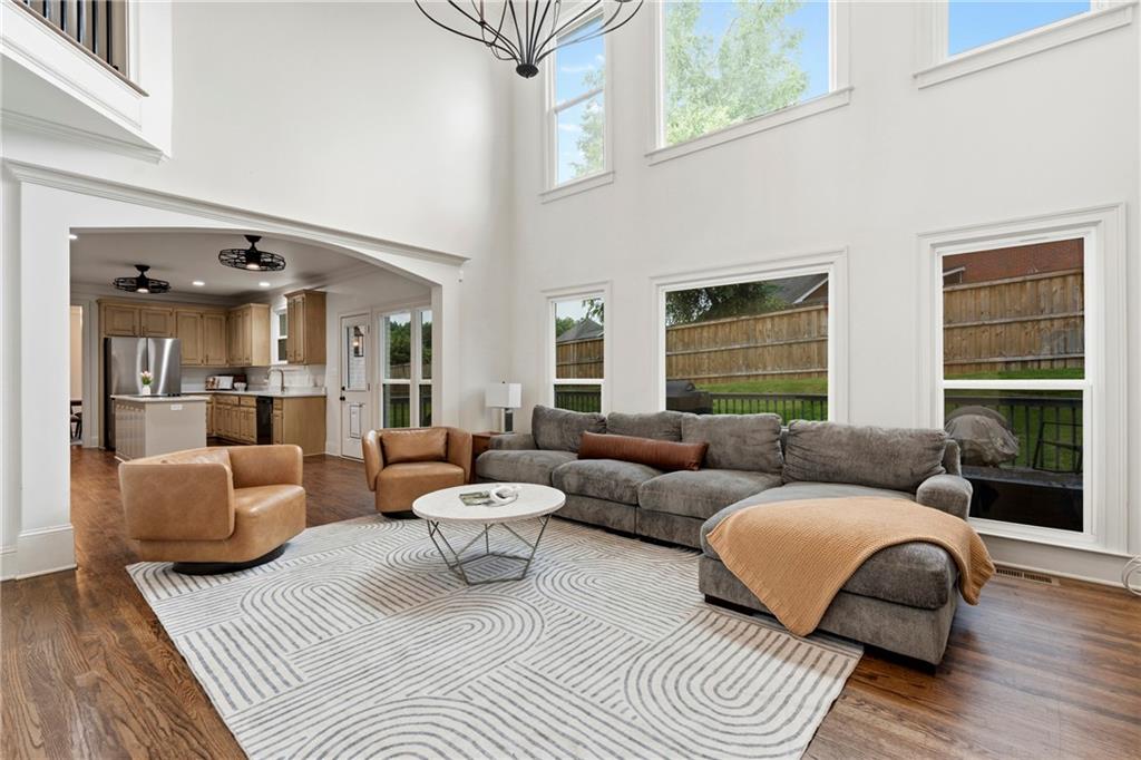 4221 Willow Oak Drive