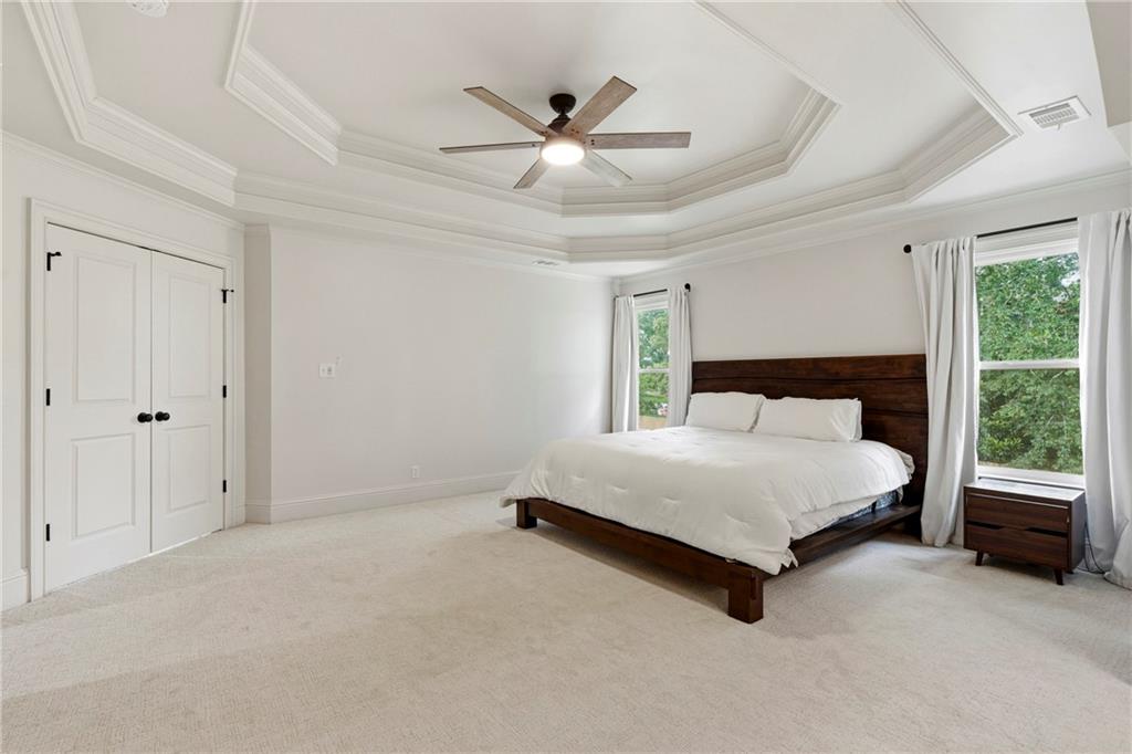 4221 Willow Oak Drive