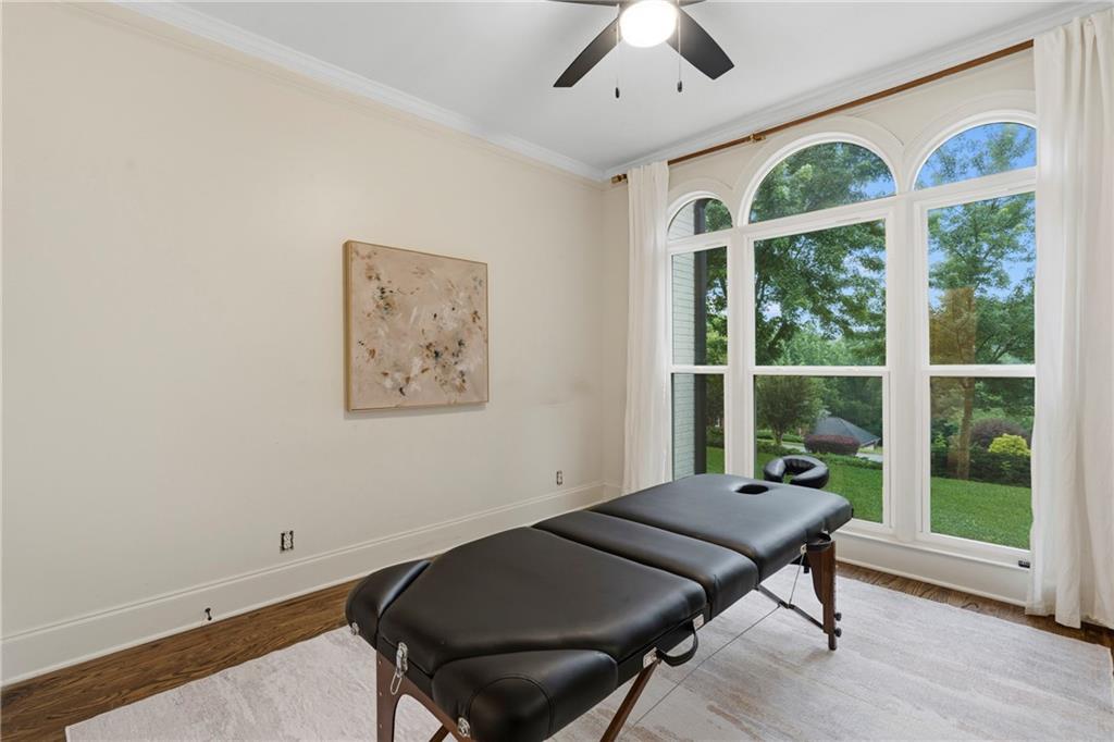 4221 Willow Oak Drive