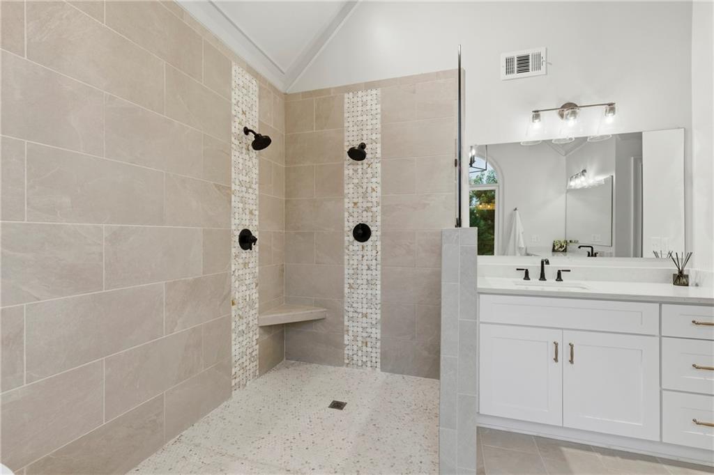 4221 Willow Oak Drive