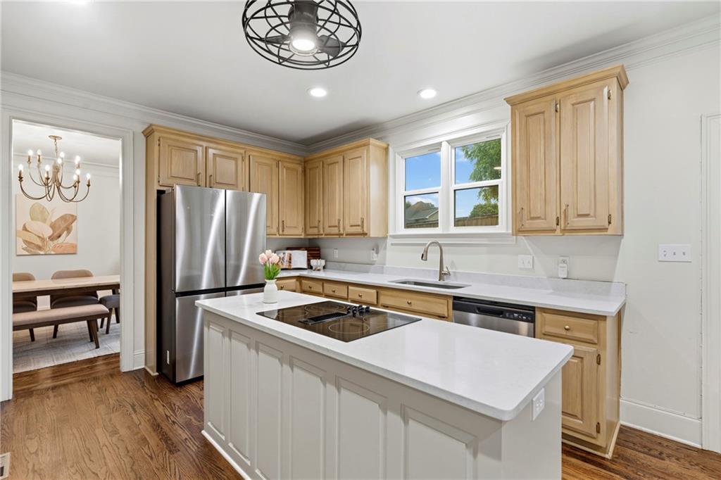 4221 Willow Oak Drive
