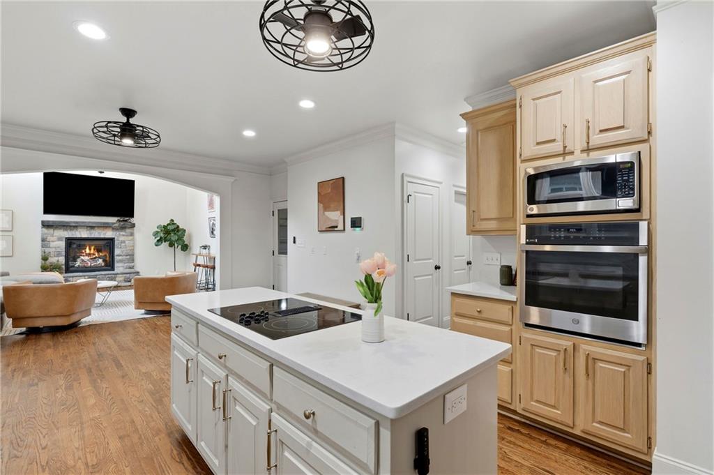 4221 Willow Oak Drive