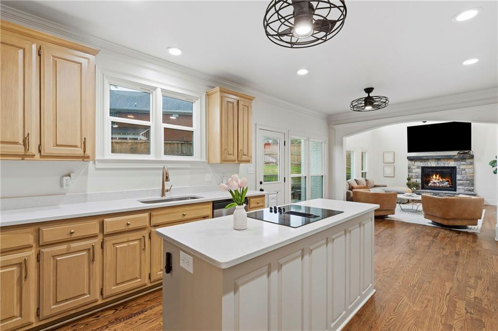 4221 Willow Oak Drive