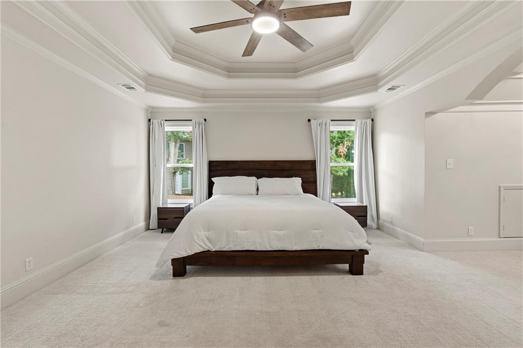4221 Willow Oak Drive