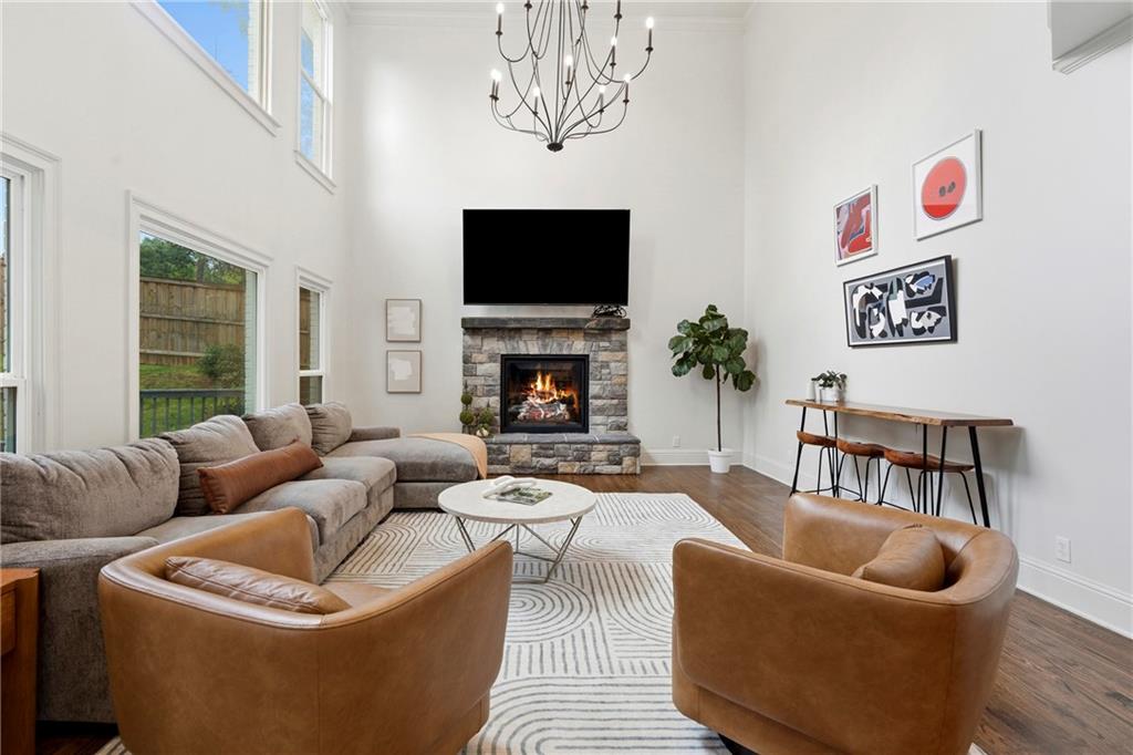 4221 Willow Oak Drive