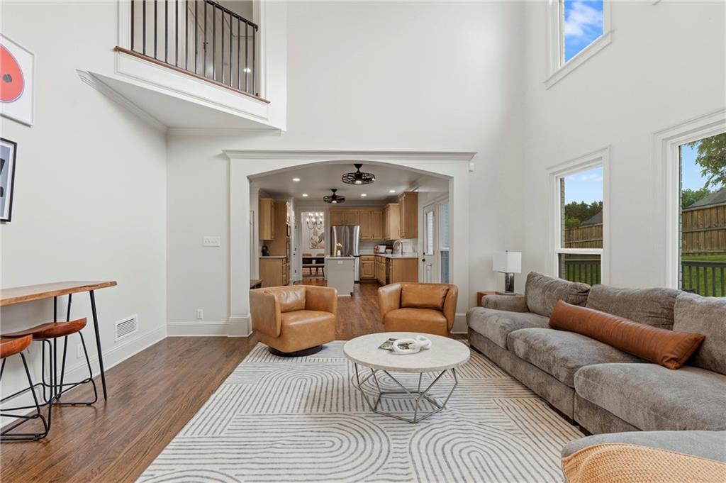 4221 Willow Oak Drive