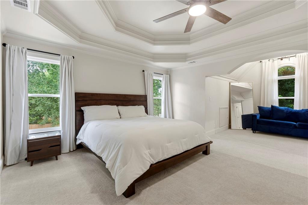 4221 Willow Oak Drive