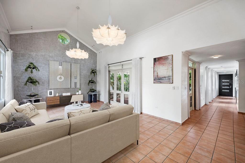 263 BEACH E