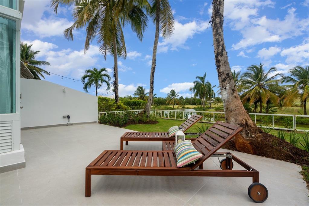 79 VILLAS DE GOLF ESTE