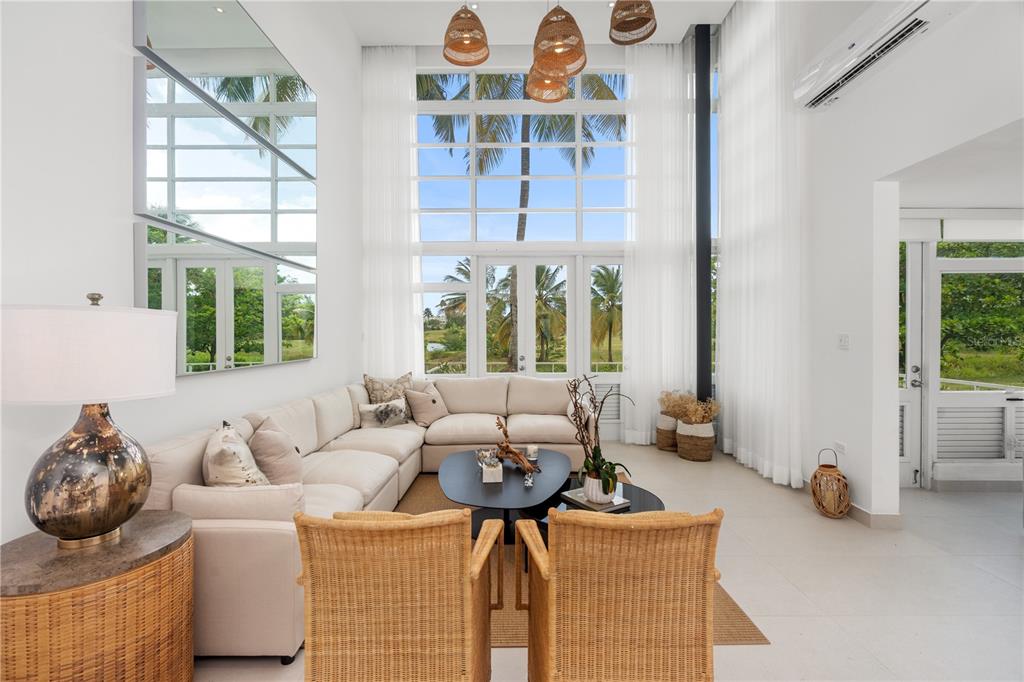 79 VILLAS DE GOLF ESTE