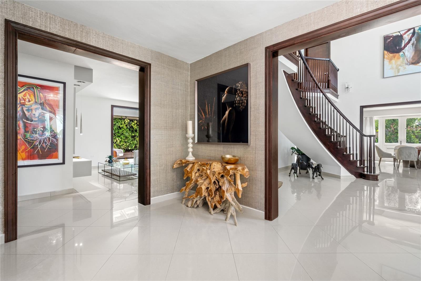 446 BEACH EAST