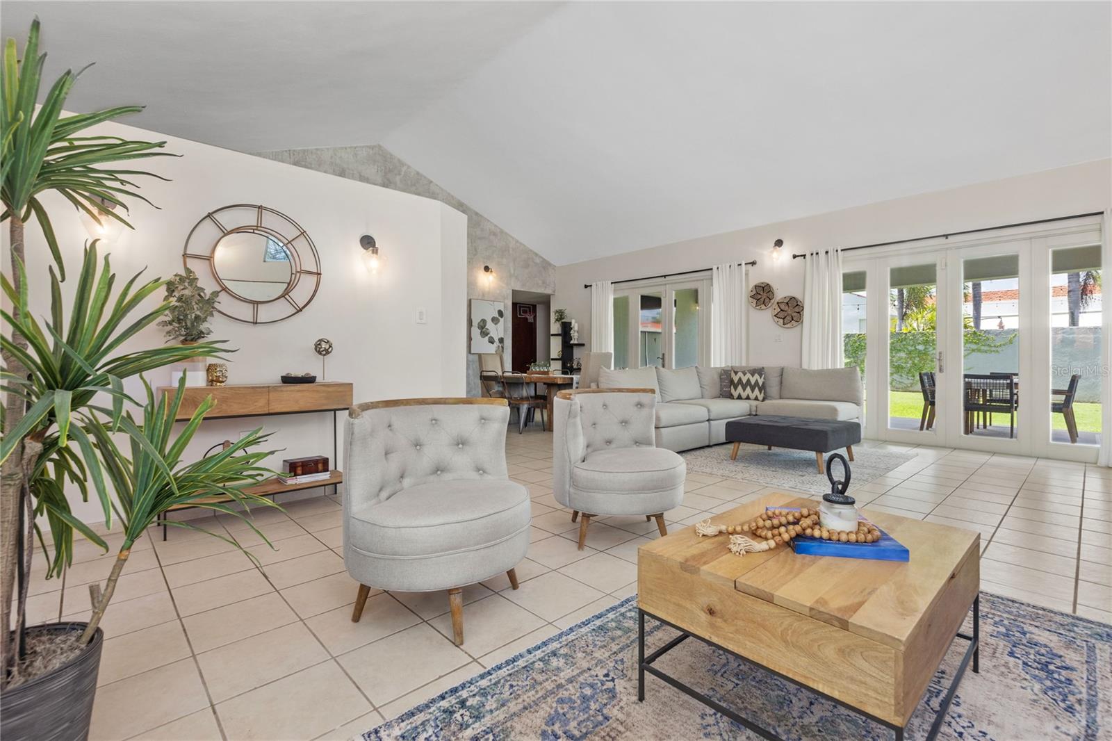 227 CAMINO DEL YAGRUMO