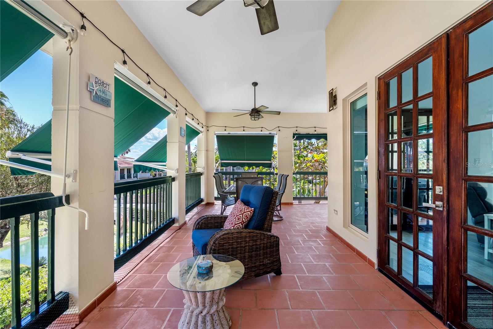 AB-4 LAKESIDE VILLAS