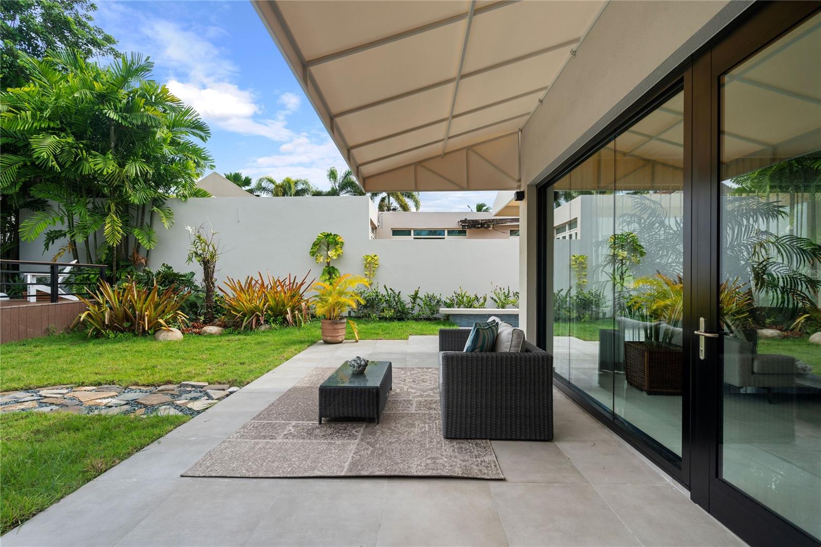 125 DORADO BEACH EAST