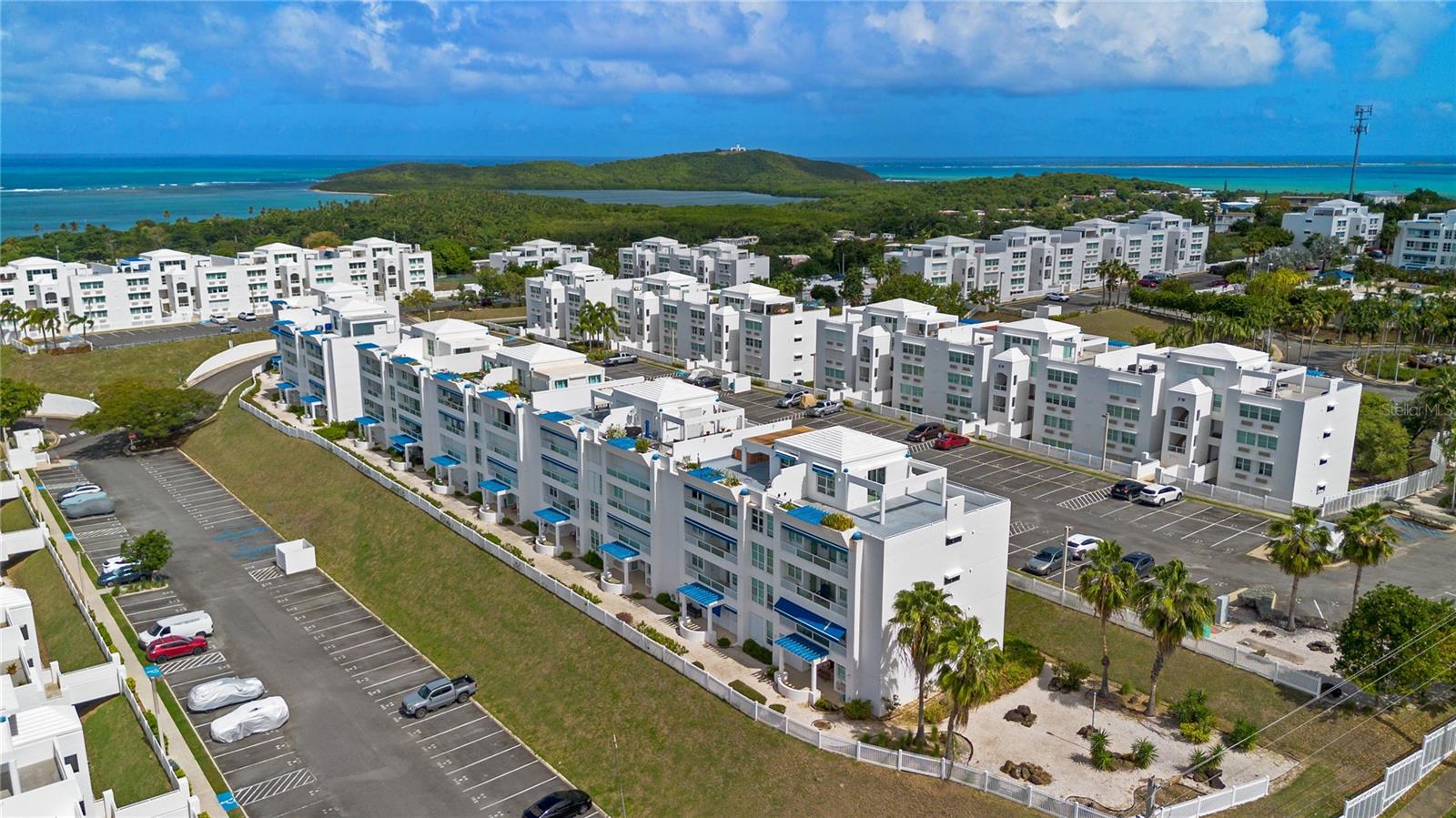 PW-401 THE OCEAN CLUB AT SEVEN SEAS #PW-401