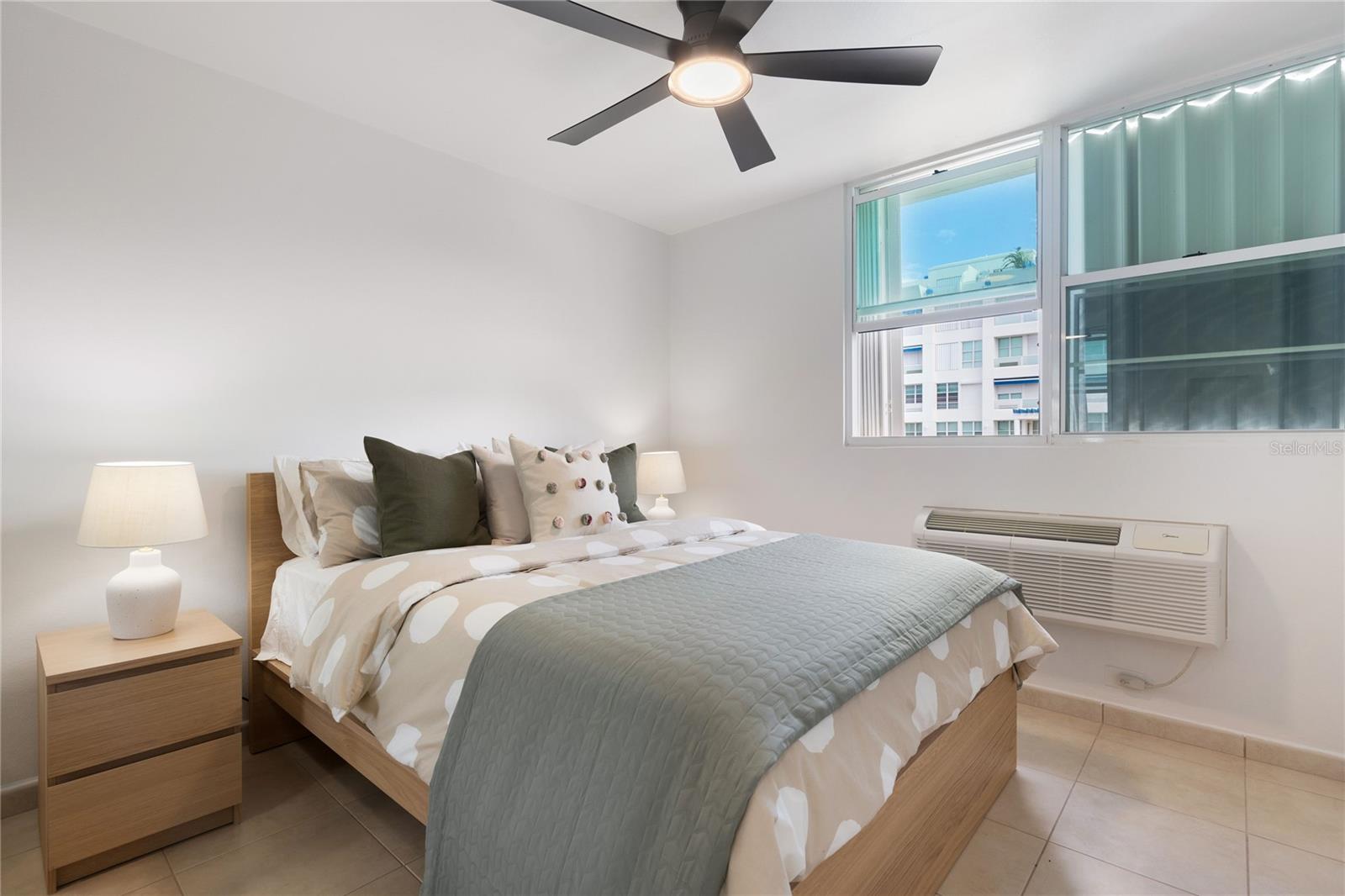 PW-401 THE OCEAN CLUB AT SEVEN SEAS #PW-401