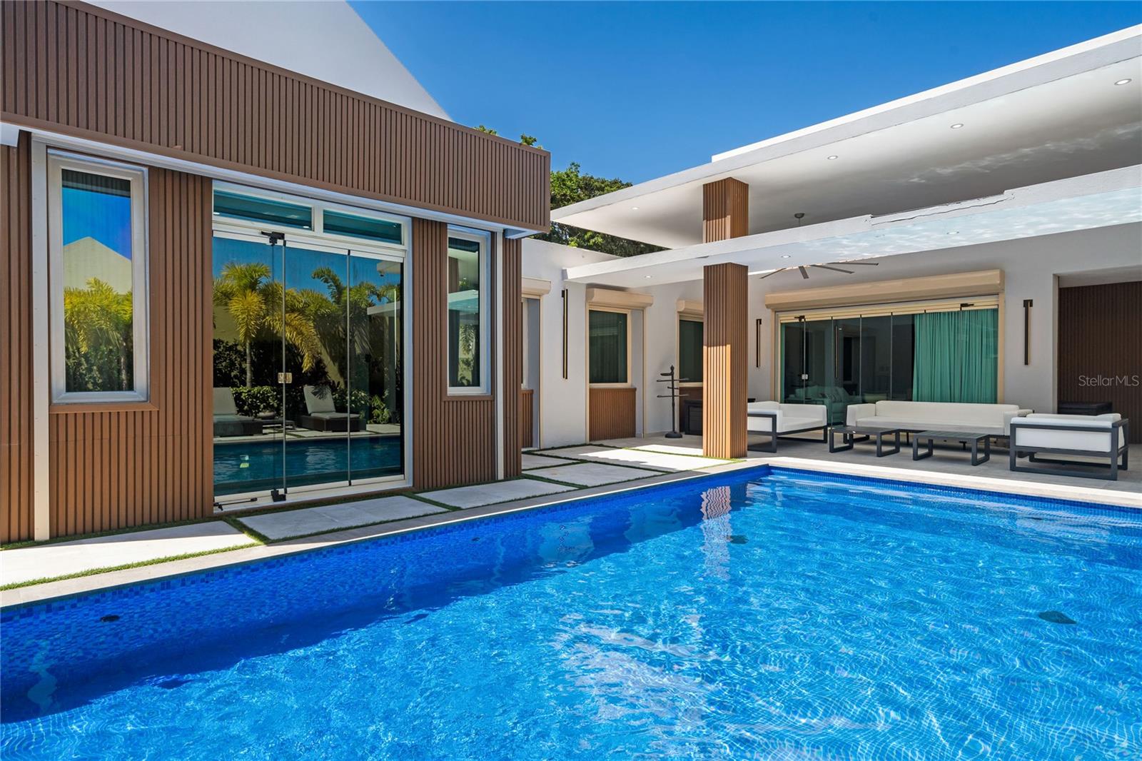 135 DORADO BEACH EAST