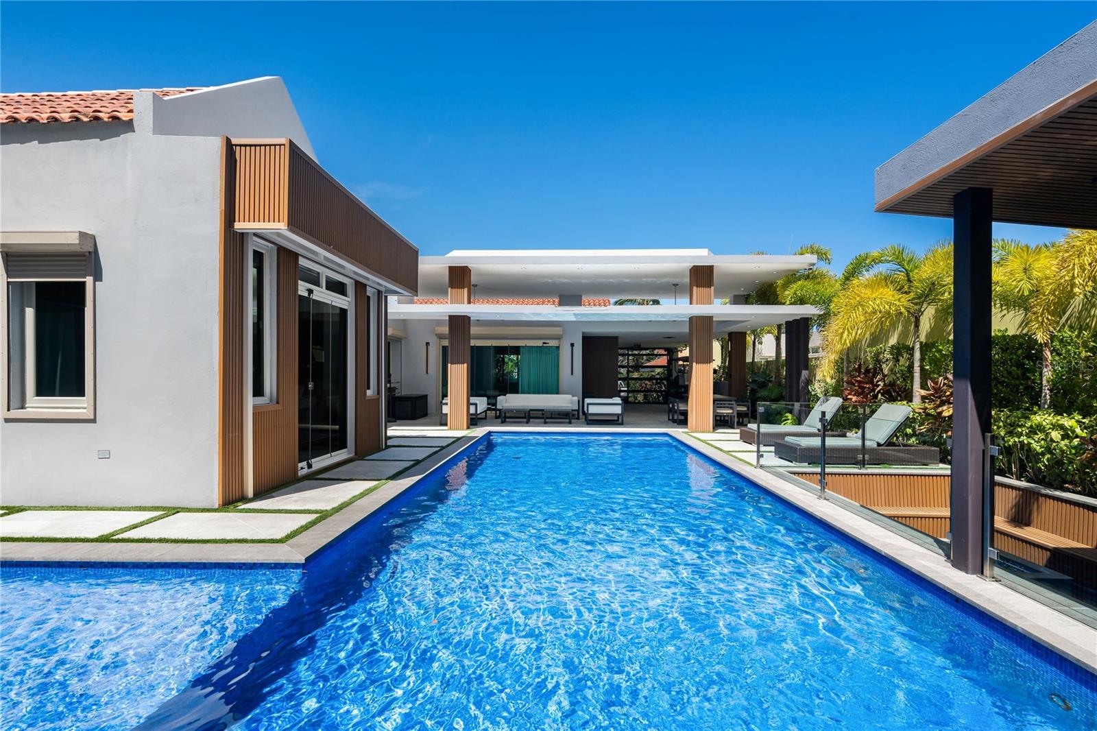 135 DORADO BEACH EAST