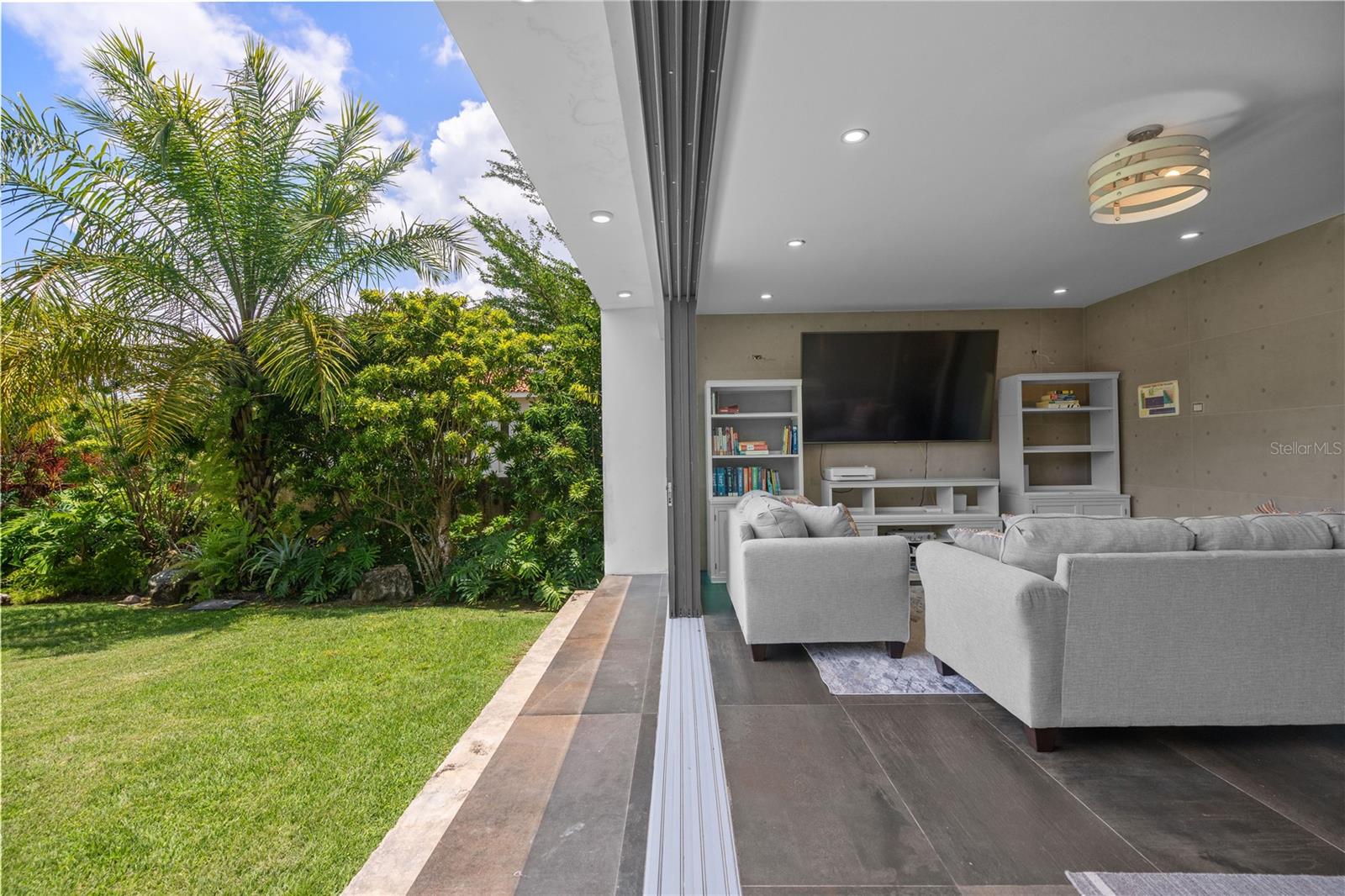 370 DORADO BEACH EAST