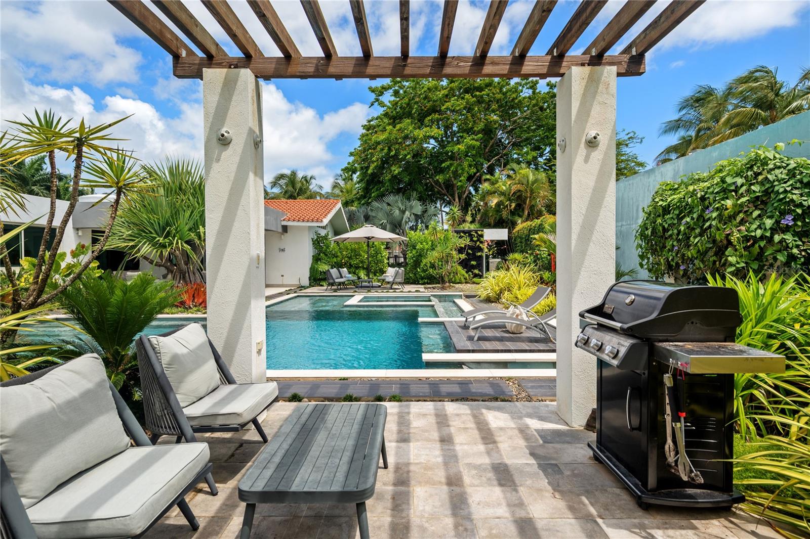370 DORADO BEACH EAST