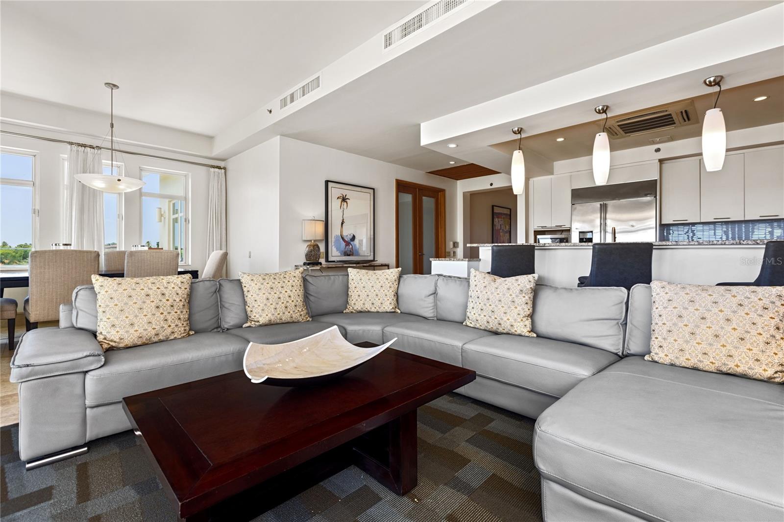 2408 PLANTATION VILLAGE DR