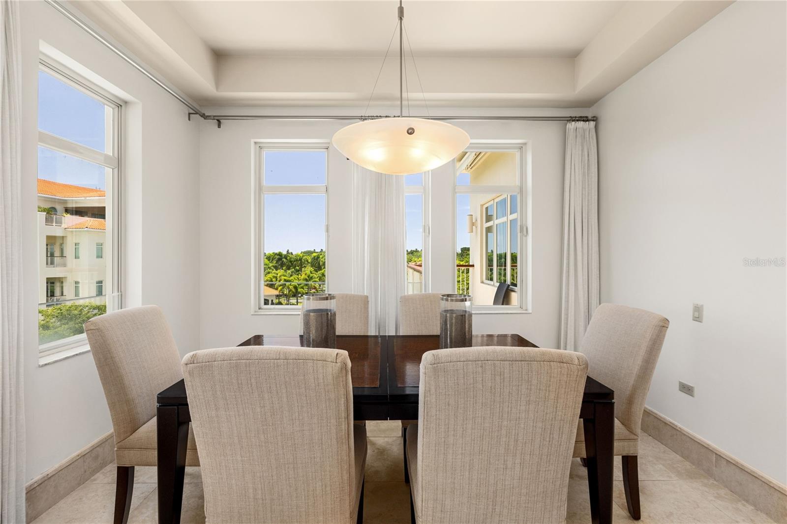 2408 PLANTATION VILLAGE DR