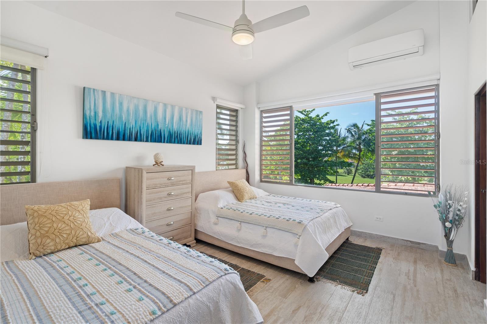 5 FAIRWAYS VILLAGE DR