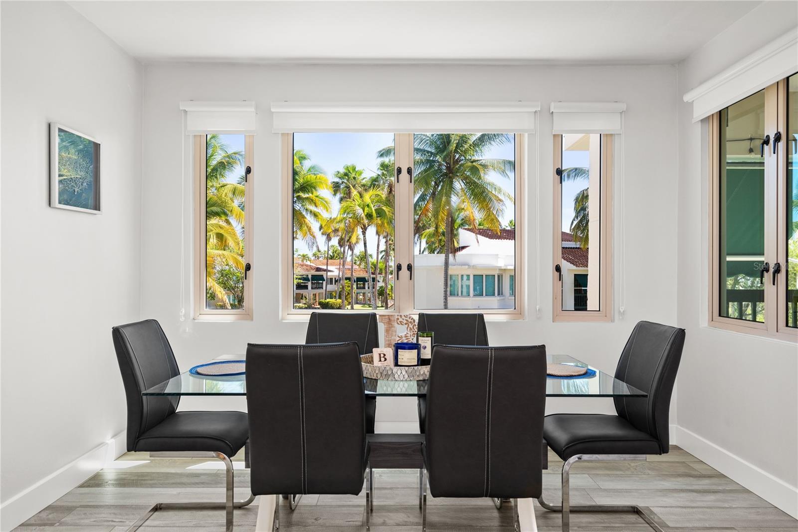 AB-4 LAKESIDE VILLAS