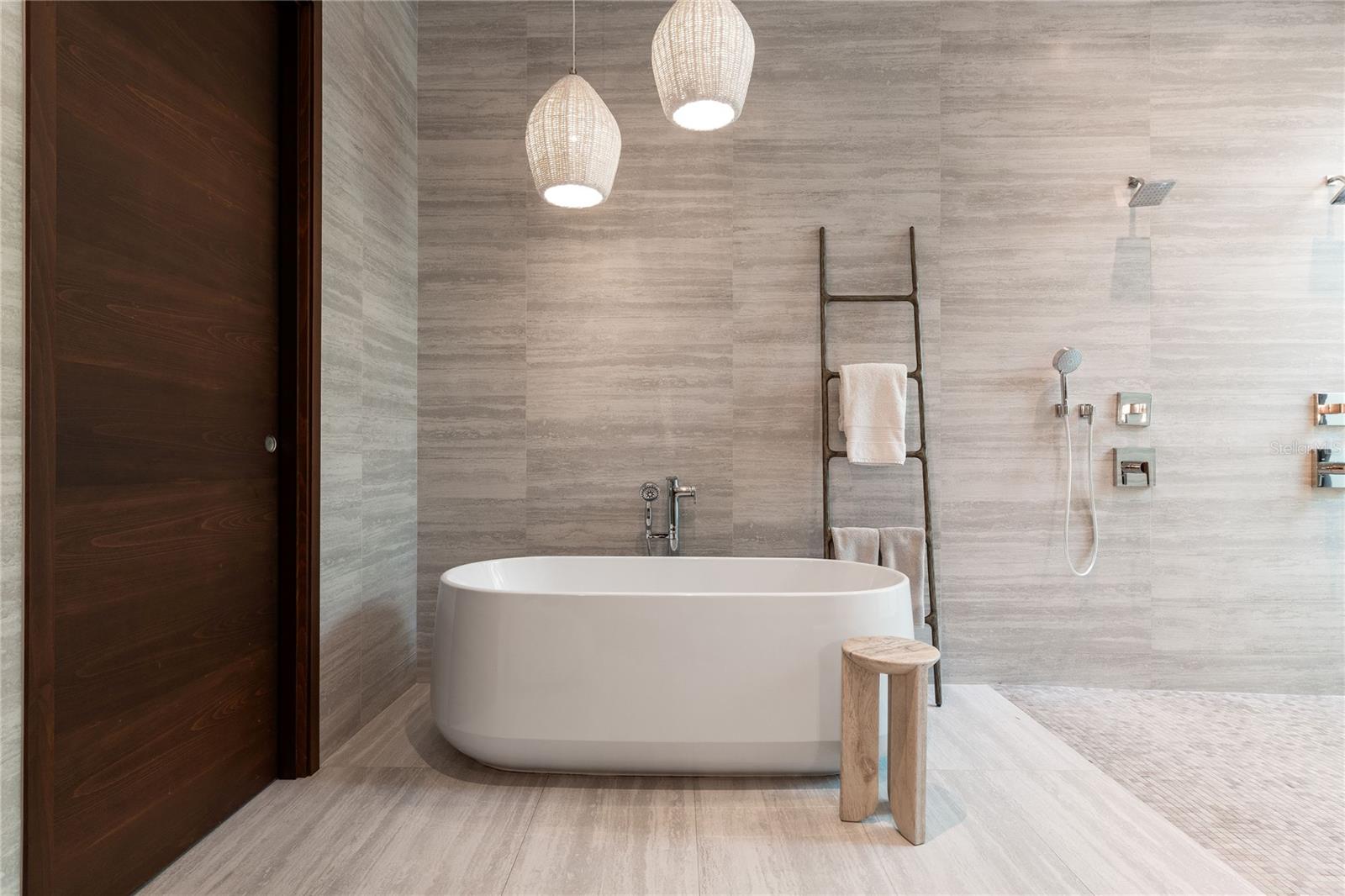 6 THE ISLES AT DORADO BEACH