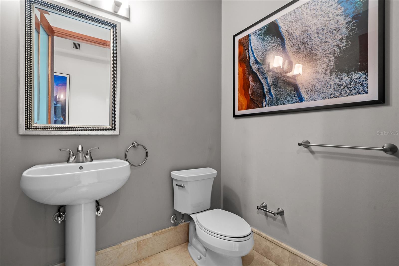 500 PLANTATION VILLAGE DRIVE #3-208