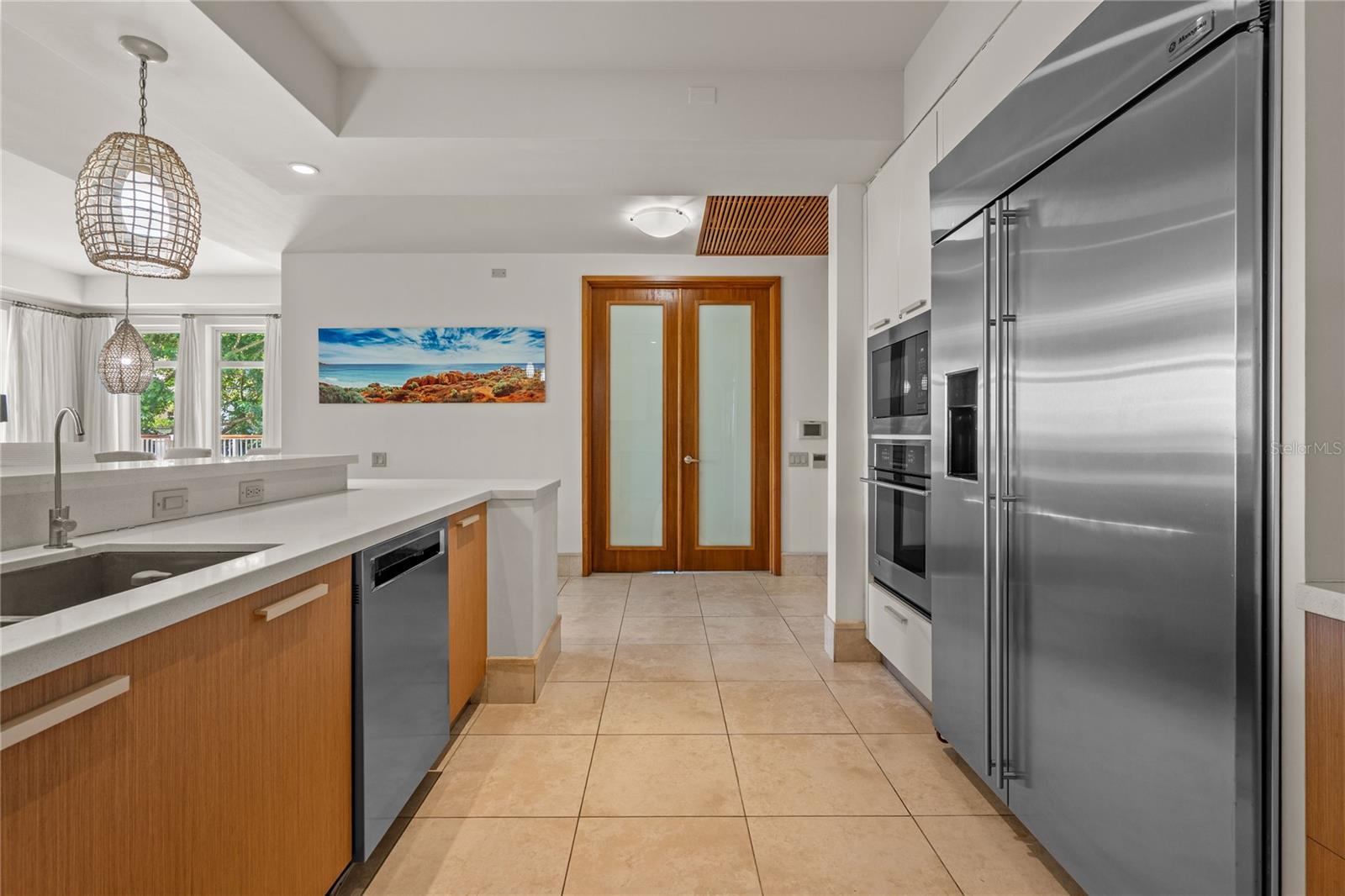 500 PLANTATION VILLAGE DRIVE #3-208