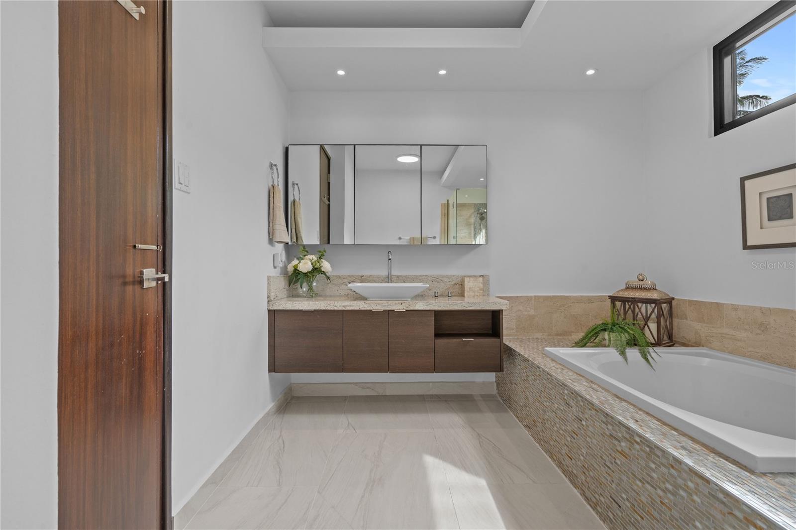 20 DORADO BEACH EAST