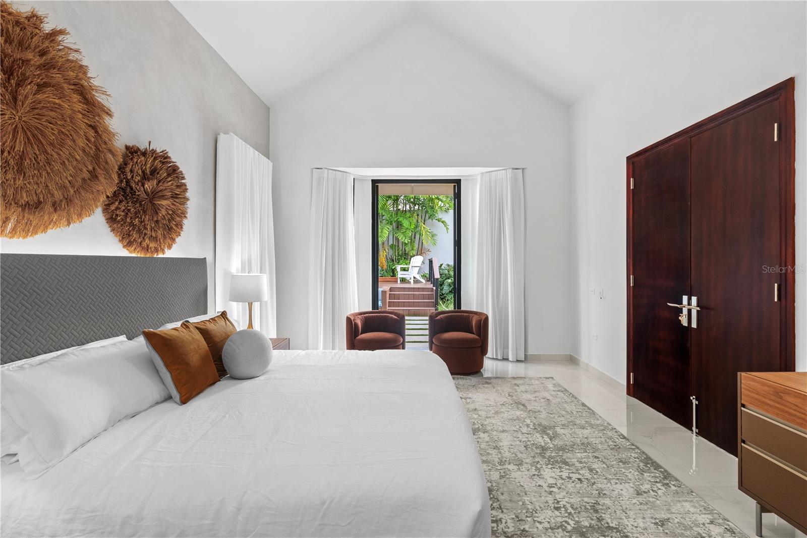 125 DORADO BEACH EAST