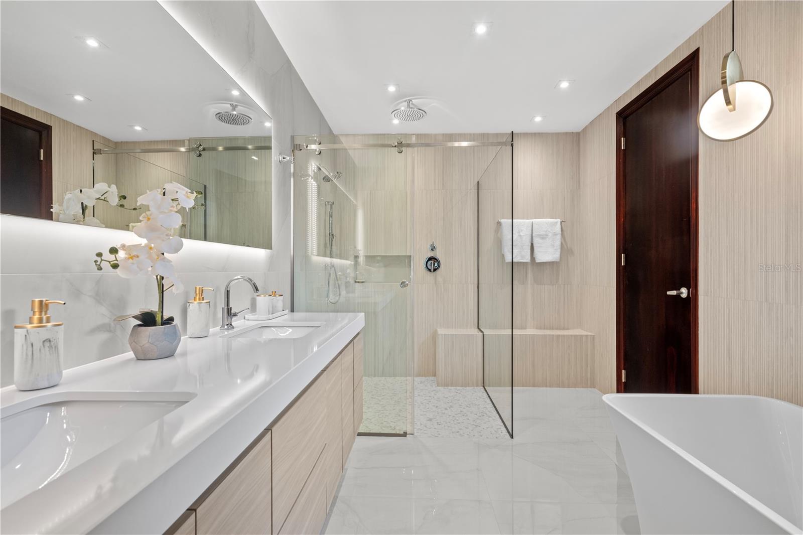 125 DORADO BEACH EAST