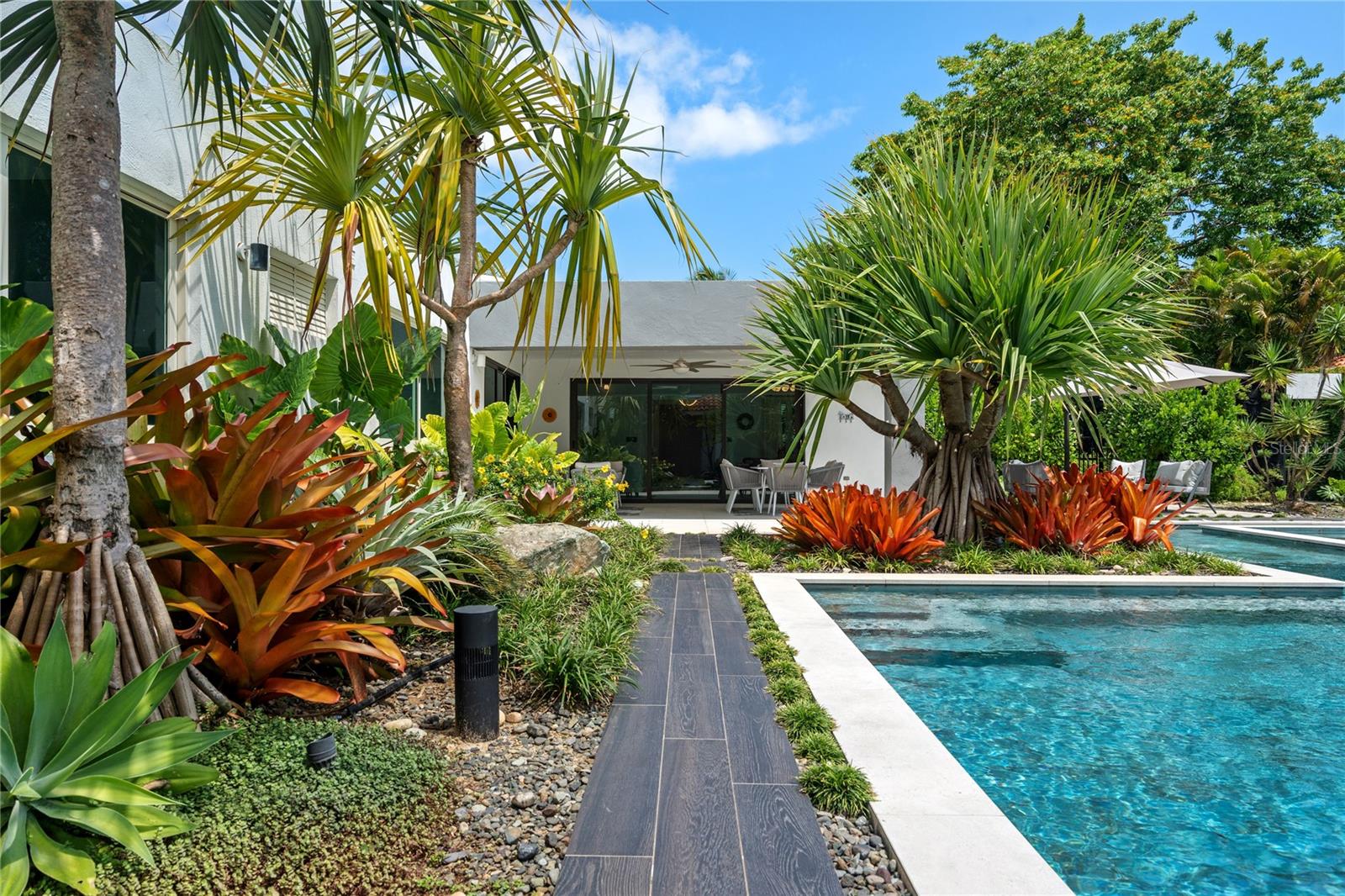 370 DORADO BEACH EAST