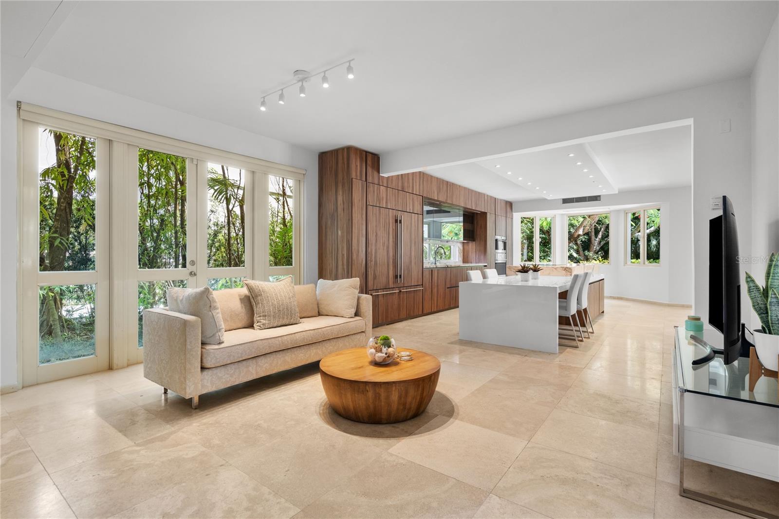 121 DORADO BEACH EAST