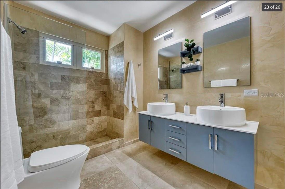 121 DORADO BEACH EAST